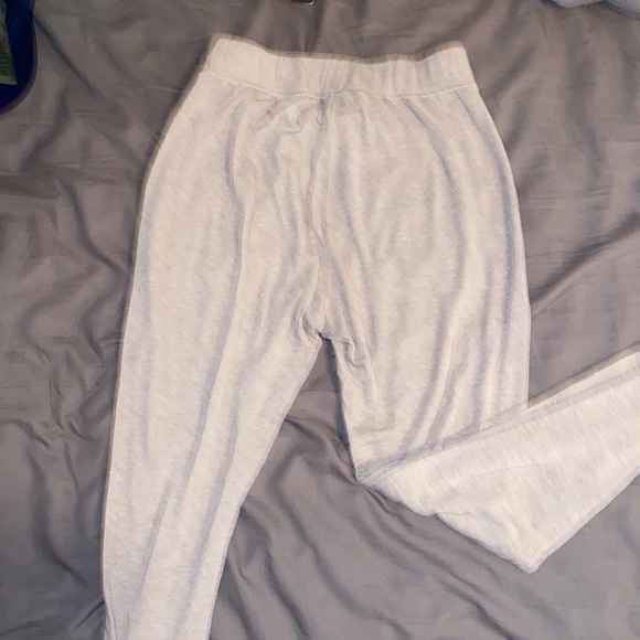 Pants - Picture 2 of 3